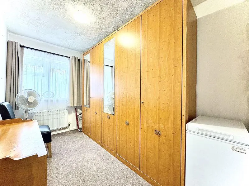 3 bed Semi-Detached