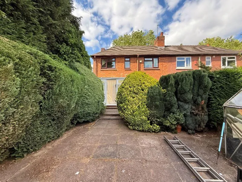 3 bed Semi-Detached