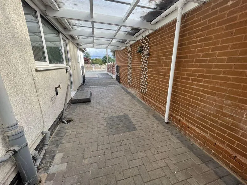2 bed Detached Bungalow