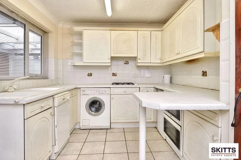 2 bed Detached Bungalow