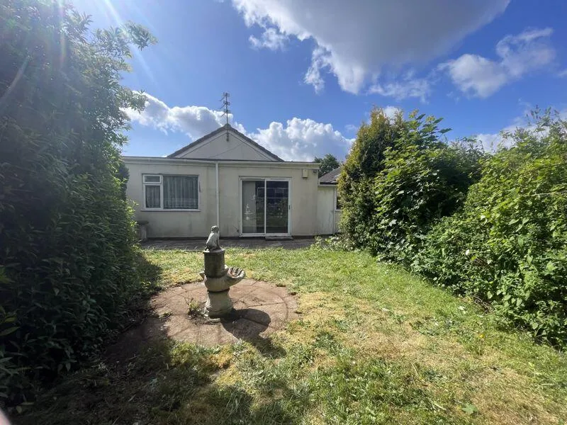 2 bed Detached Bungalow