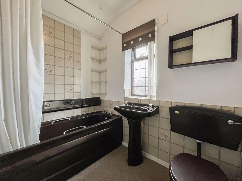 3 bed Semi-Detached