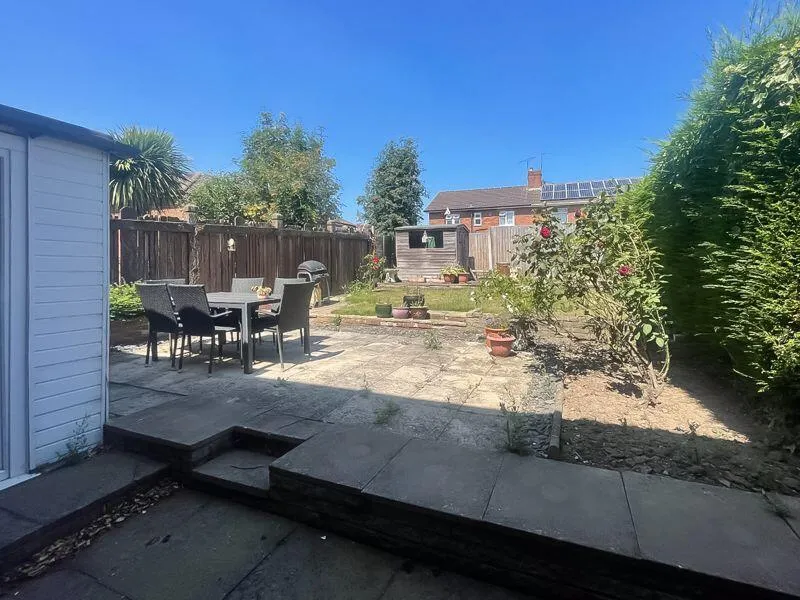 3 bed Terraced