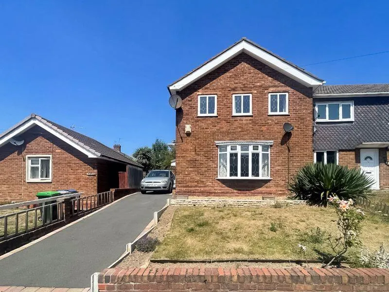 3 bed Terraced
