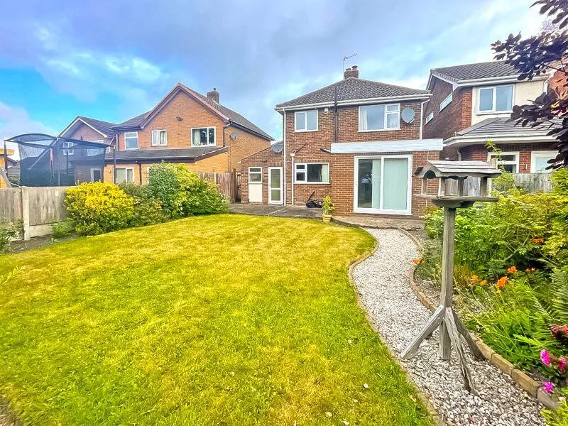 3 bed Detached