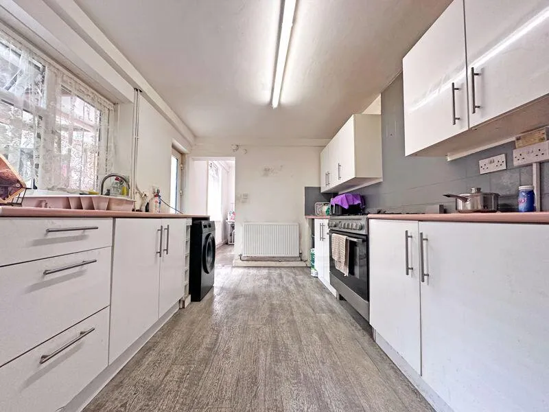 3 bed Semi-Detached