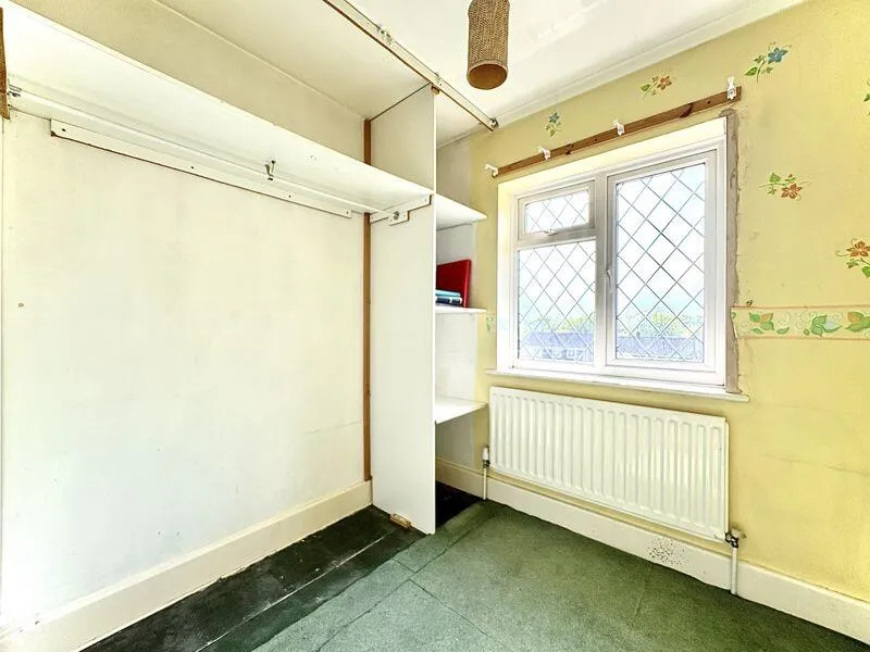 4 bed Detached