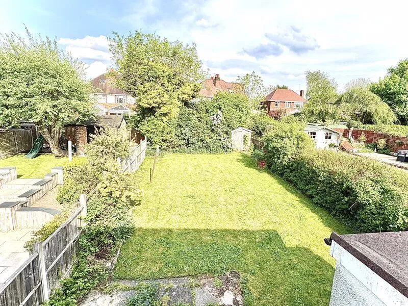 4 bed Detached