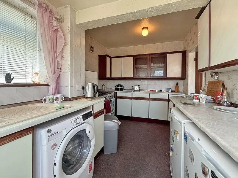 3 bed Semi-Detached Bungalow