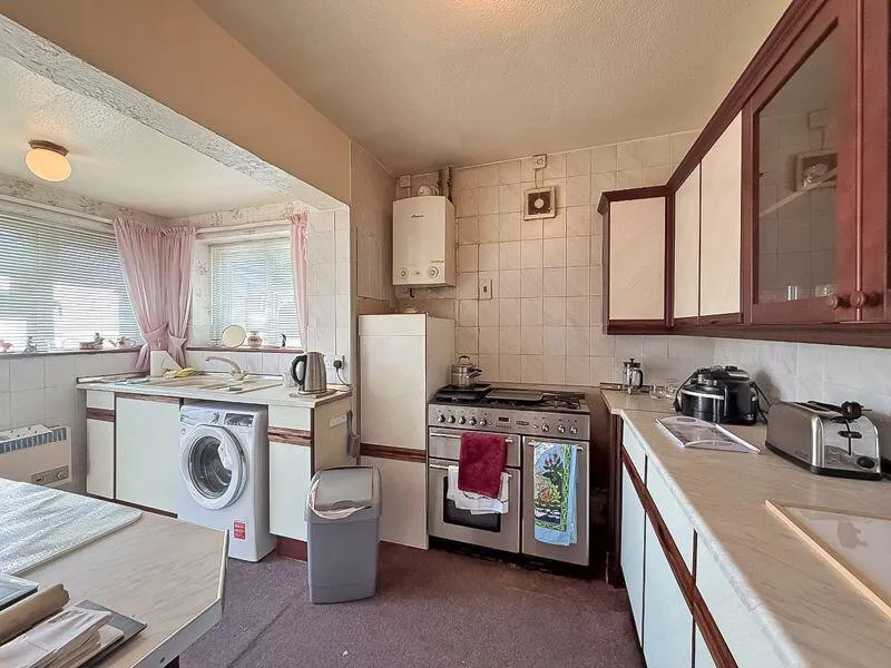 3 bed Semi-Detached Bungalow