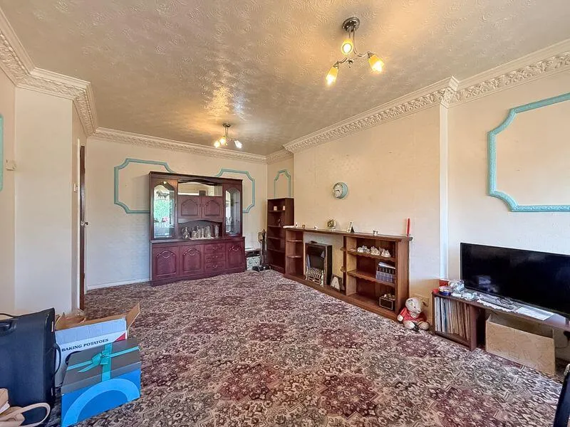 3 bed Semi-Detached Bungalow