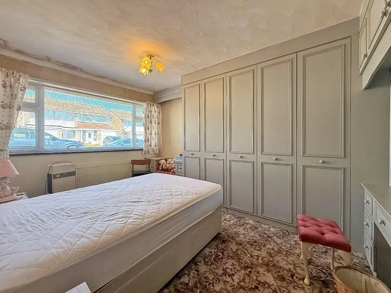 3 bed Semi-Detached Bungalow