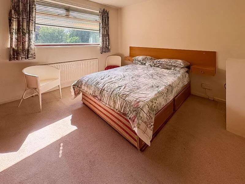 3 bed Semi-Detached