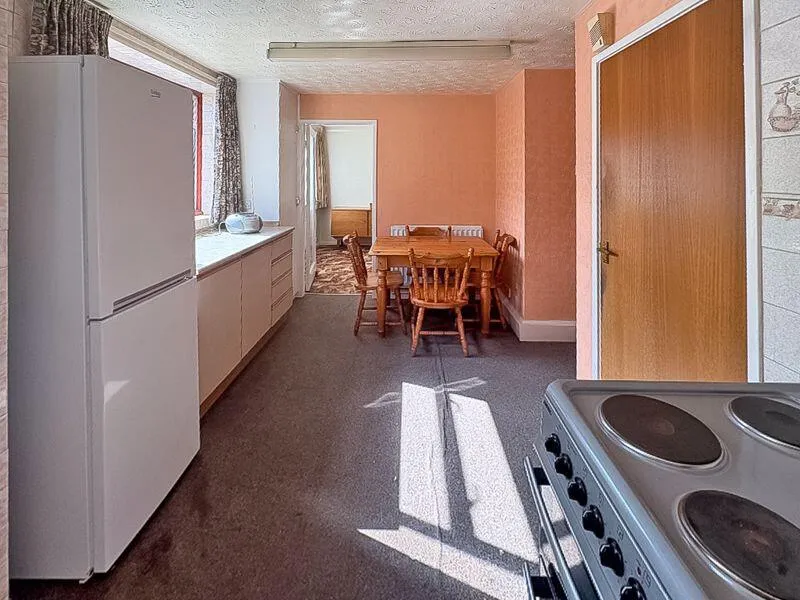3 bed Semi-Detached