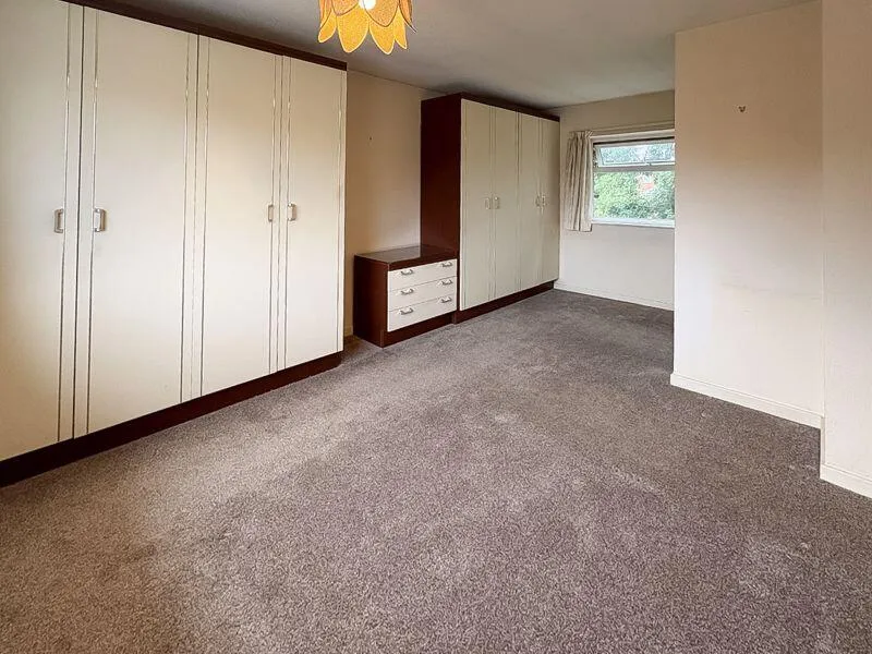 3 bed Terraced
