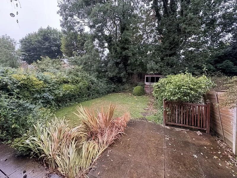 3 bed Terraced
