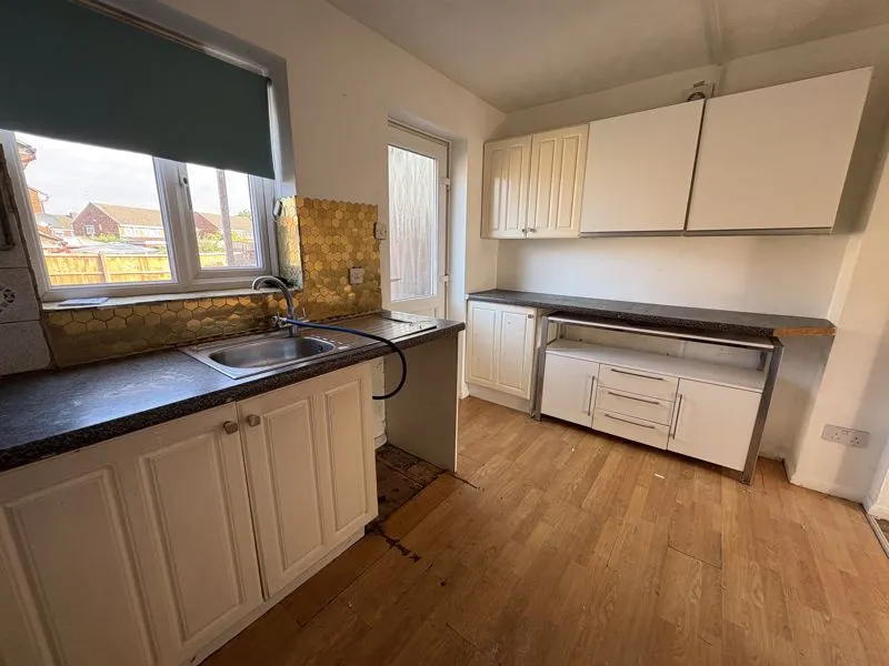 2 bed Semi-Detached