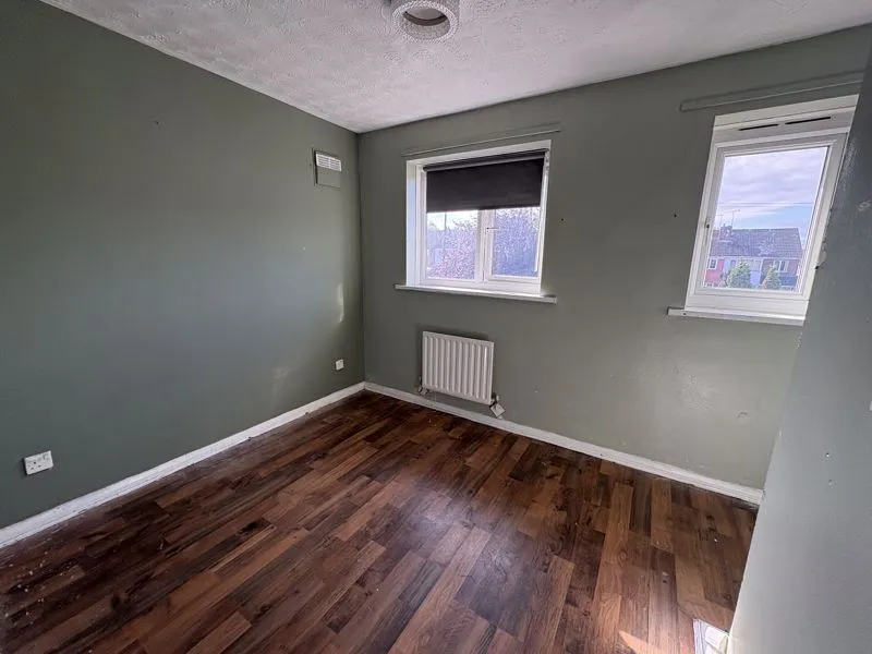 2 bed Semi-Detached