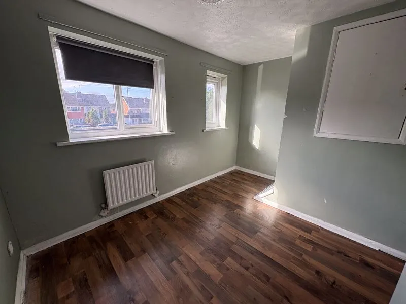 2 bed Semi-Detached