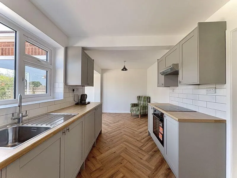 3 bed Semi-Detached