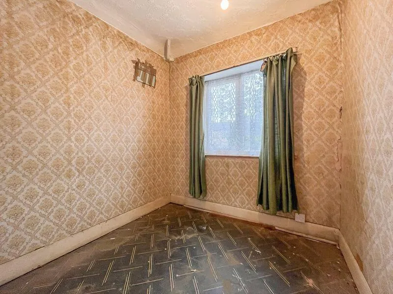 3 bed Semi-Detached