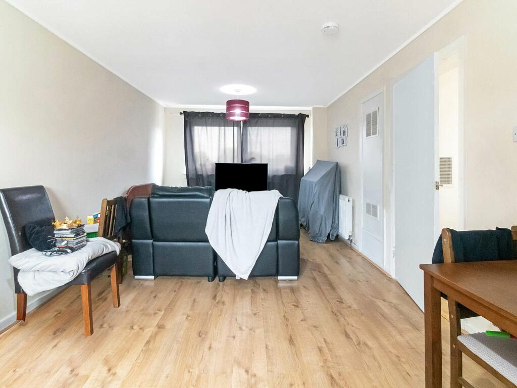 2 bed Block of Apartments