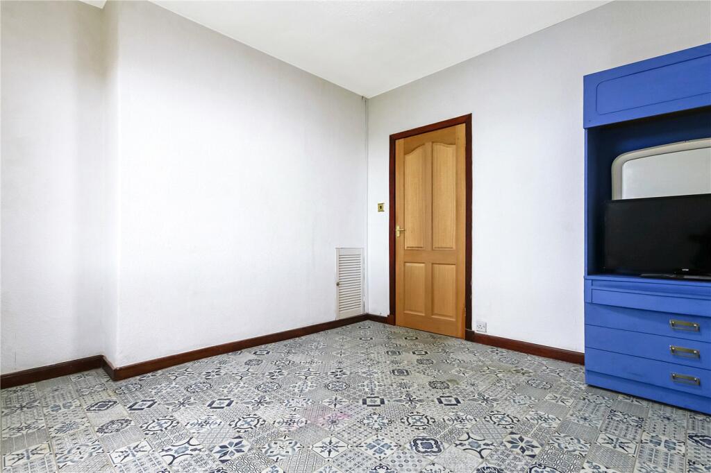 3 bed Apartment