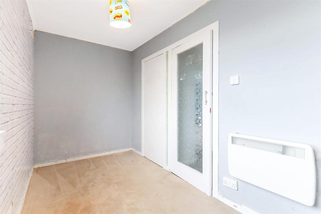 3 bed End of Terrace