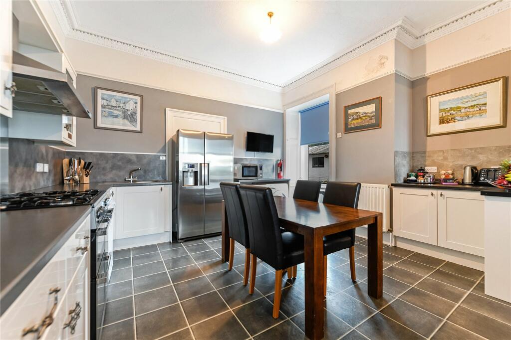7 bed Guest House