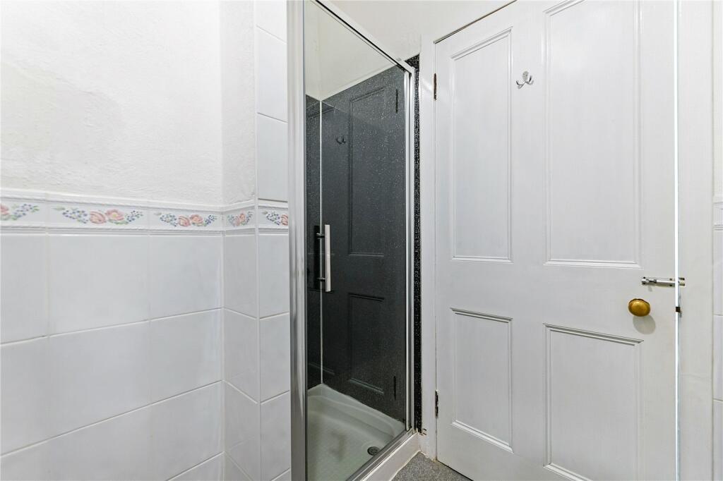 7 bed Guest House