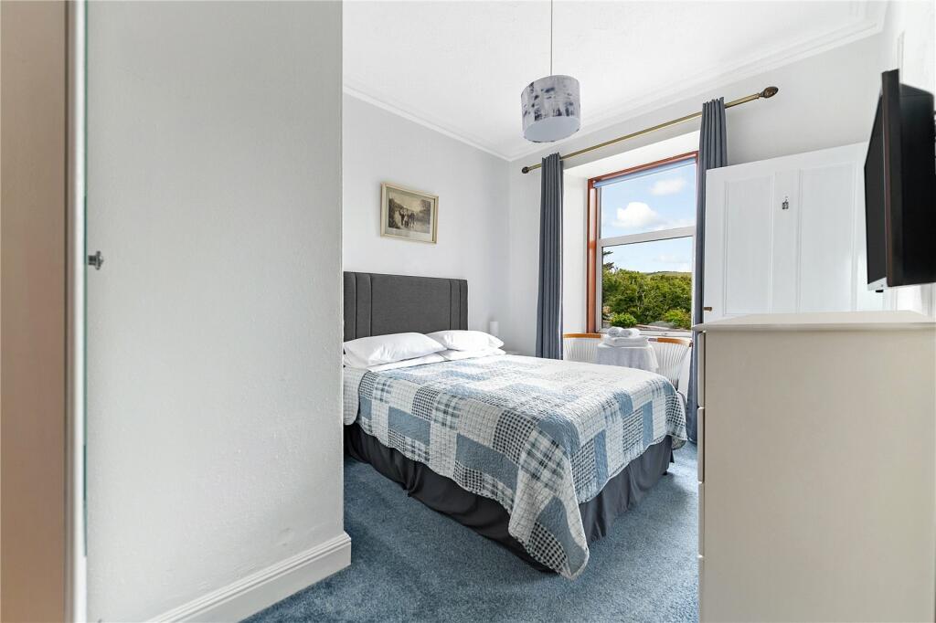 7 bed Guest House