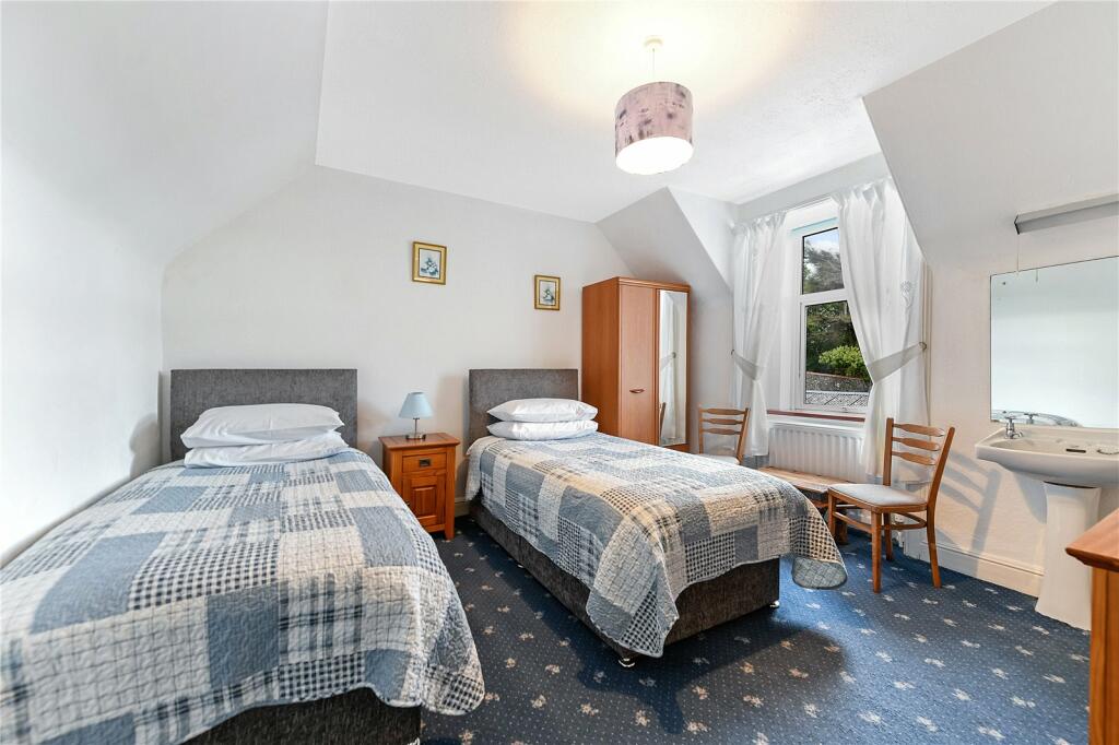 7 bed Guest House