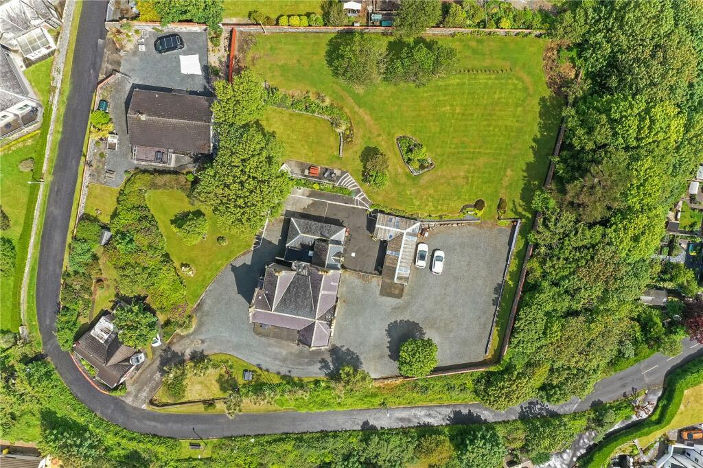 7 bed Guest House