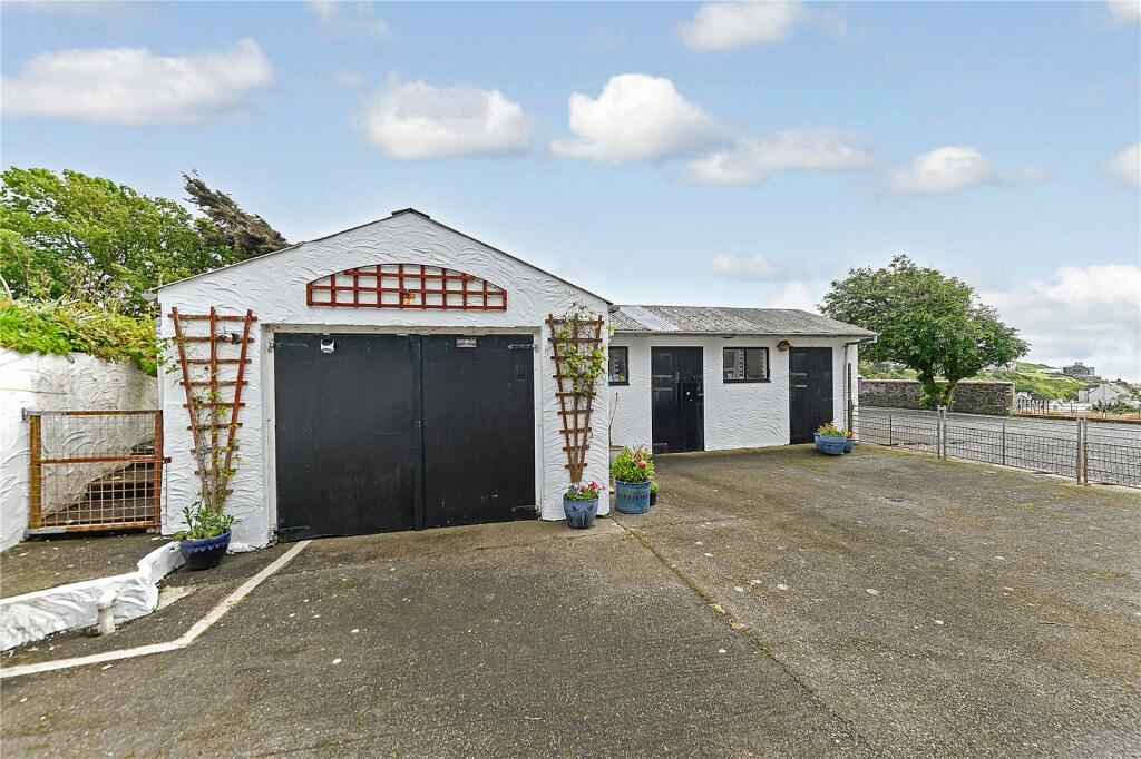 7 bed Guest House