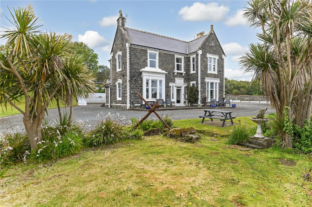 7 bed Guest House
