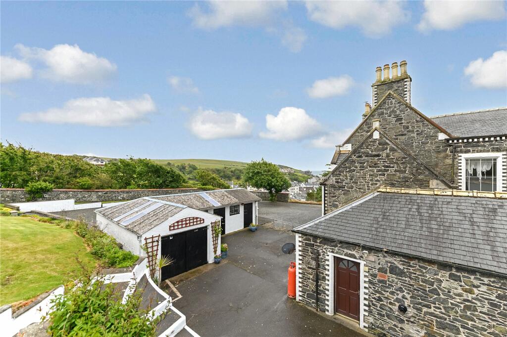 7 bed Guest House