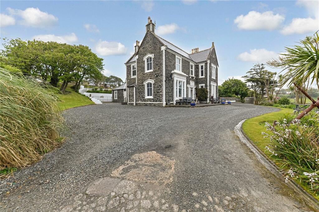7 bed Guest House
