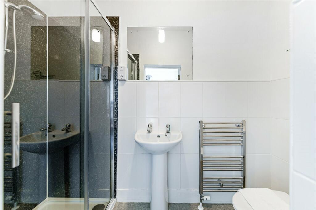 7 bed Guest House