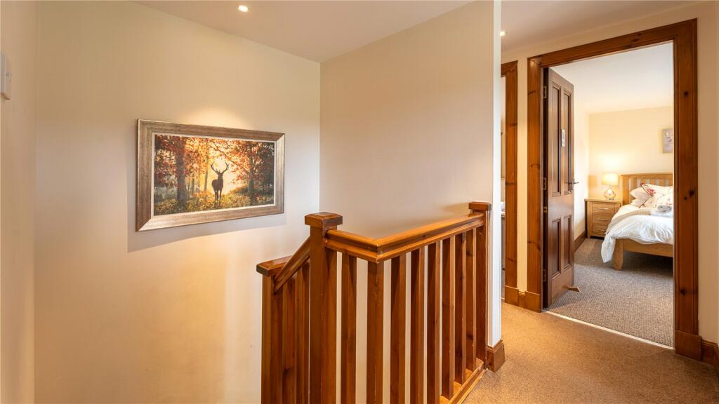 5 bed Terraced