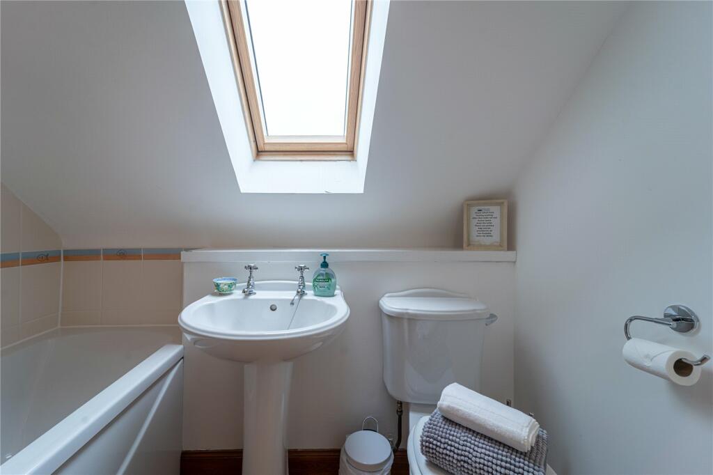 5 bed Terraced