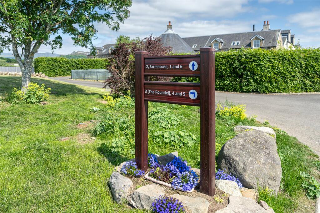 5 bed Terraced