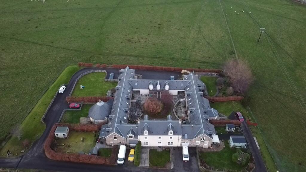 5 bed Terraced