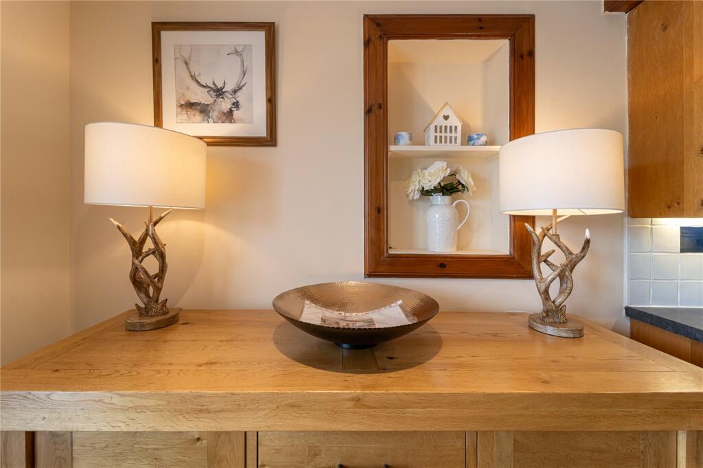 5 bed Terraced