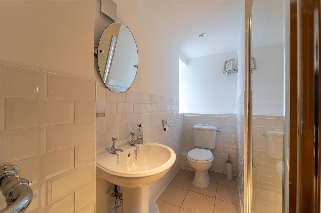 5 bed Terraced