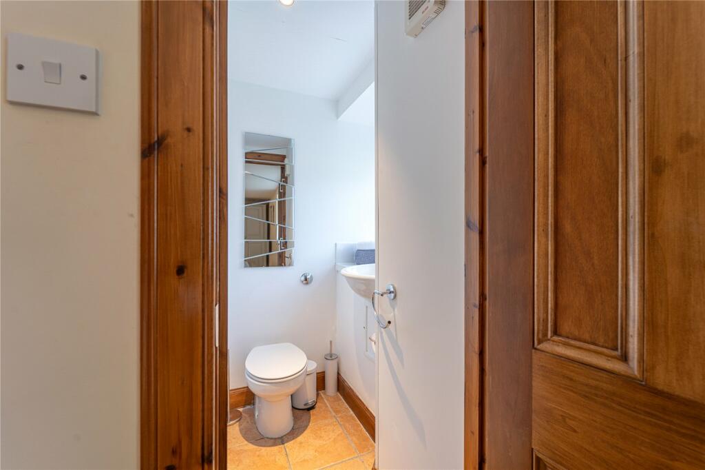 5 bed Terraced