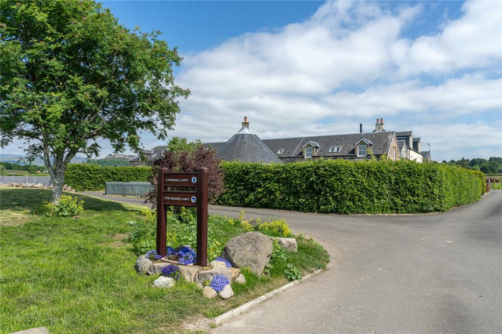 5 bed Terraced