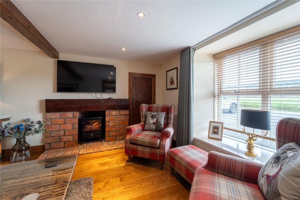 5 bed Terraced