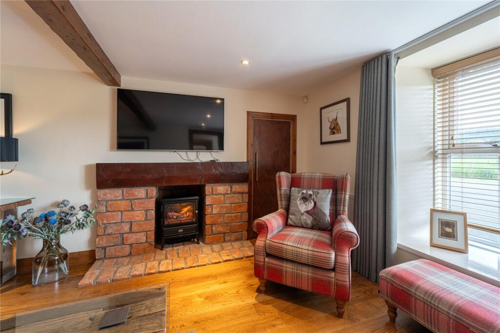 5 bed Terraced