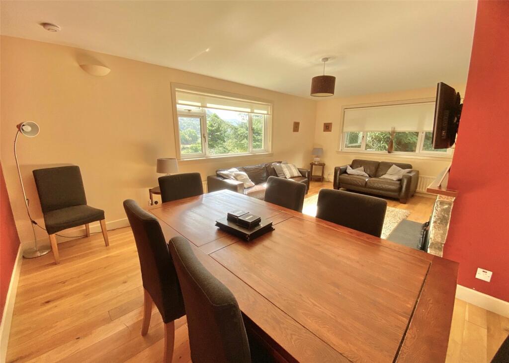 4 bed Detached Bungalow