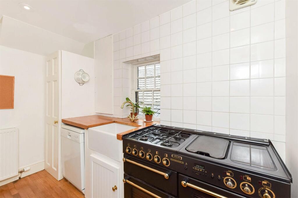 3 bed Terraced